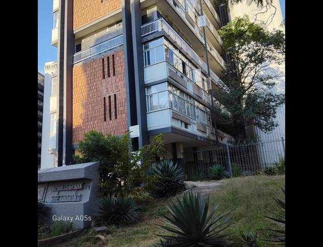 1 BEDROOM APARTMENT FOR SALE IN SUNNYSIDE